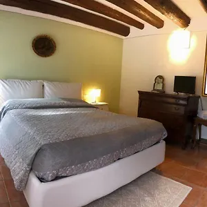 Tavanara Bed & Breakfast